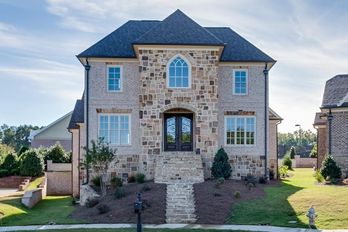 Single Family Residence at 5869 Chickasaw Lane