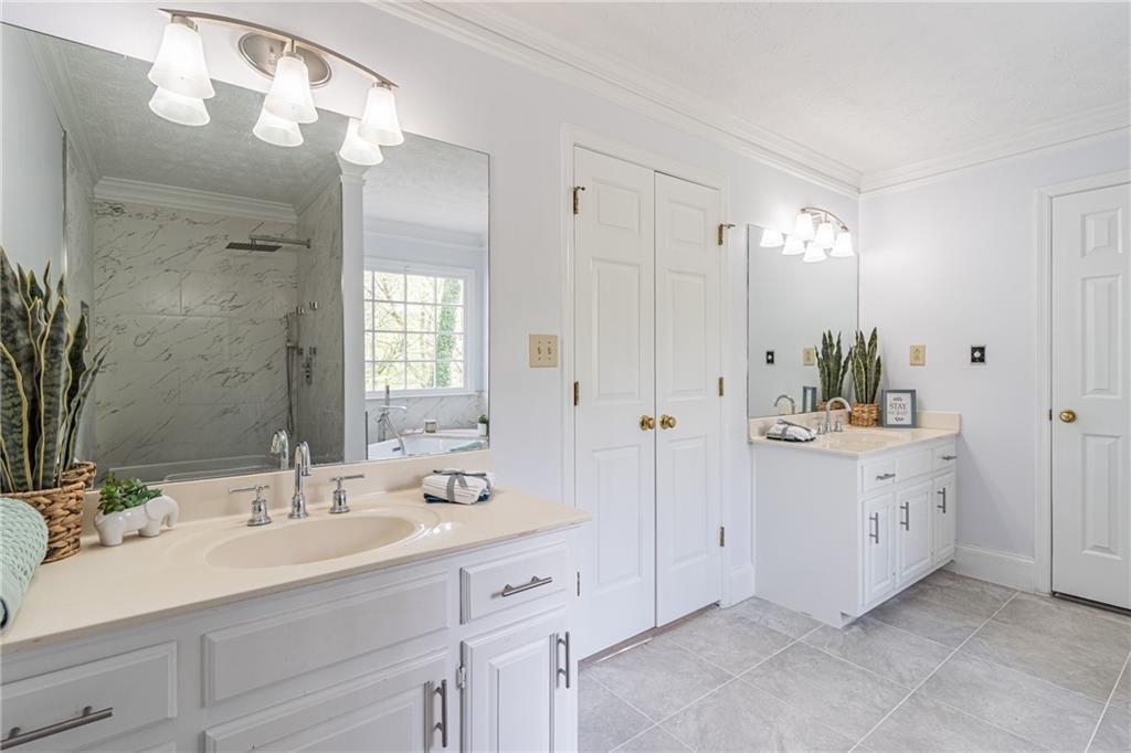 275 Sageglen Road Road