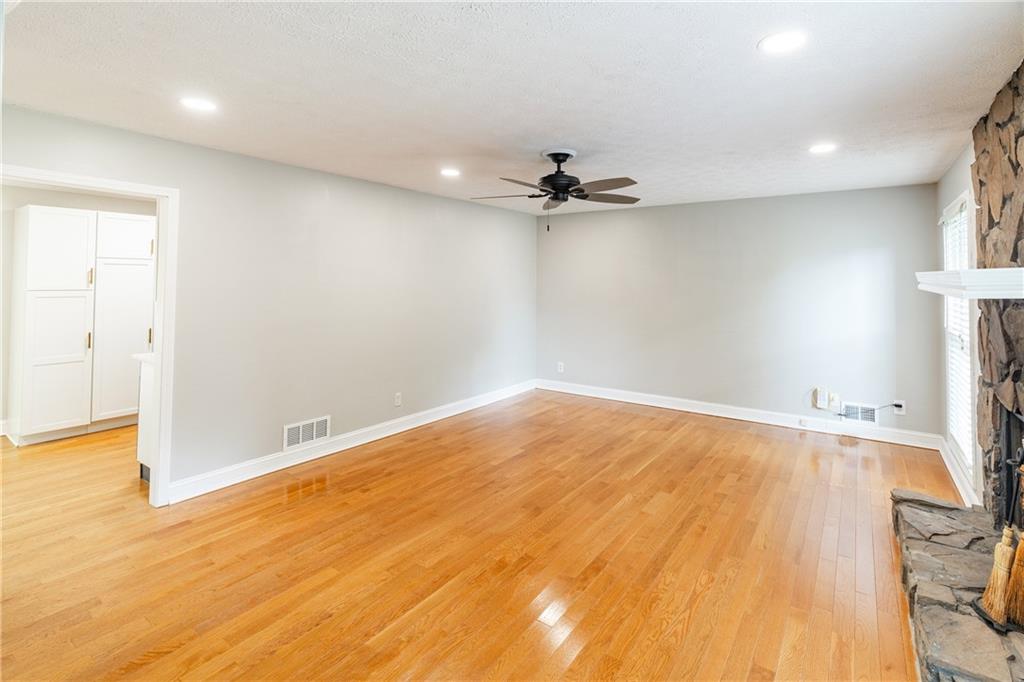 674 Crespan Court
