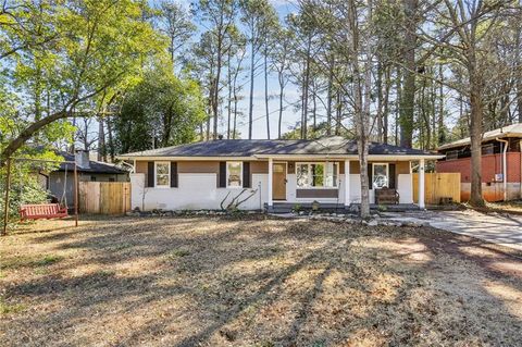 Photo of 1609 Tanager Circle, Decatur, GA 30032 (MLS # 7720993)