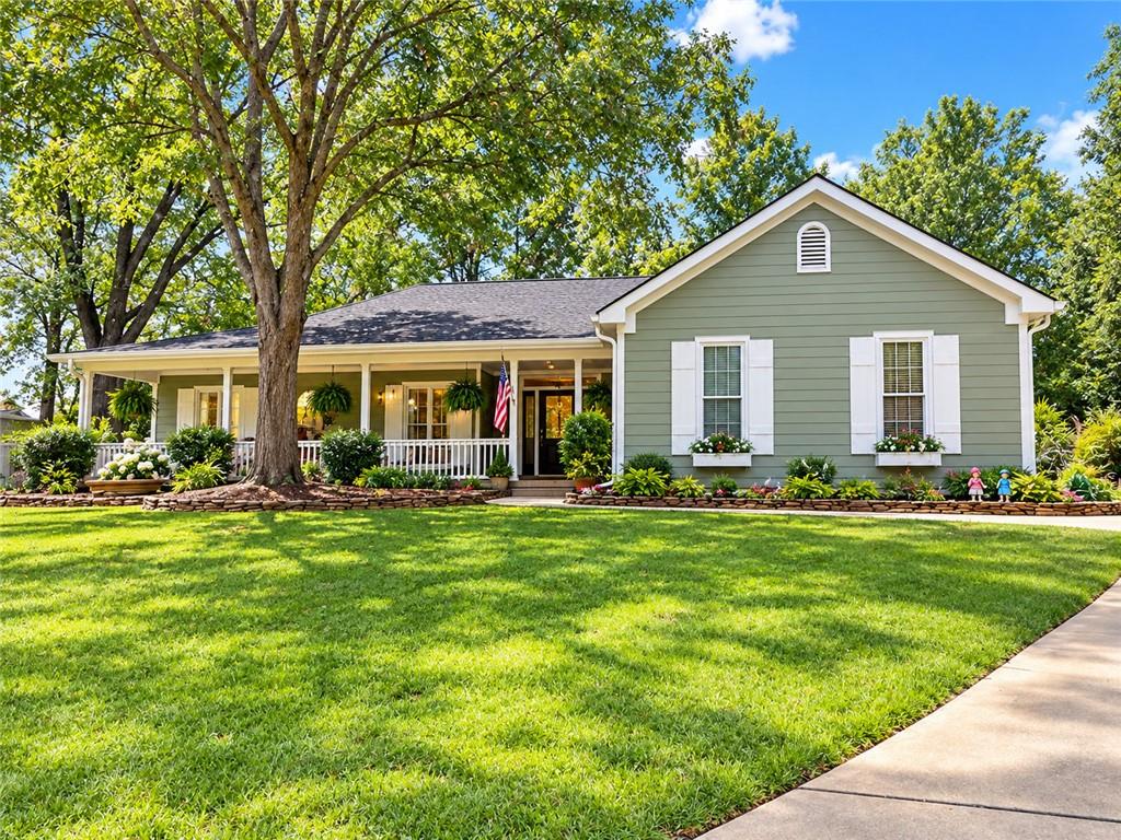 1203 Wynford Colony SW