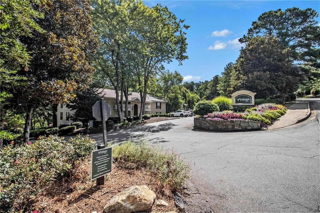 Vinings View - Residential
