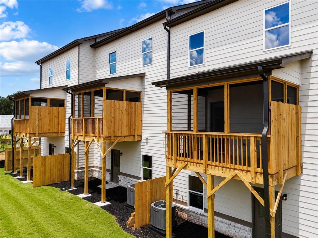 4234 Fern River Trail 16