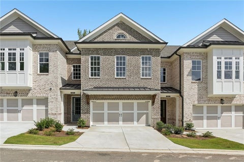 Townhouse For Sale - 5677 Broad River View #437<br/> Peachtree Corners, GA 30092