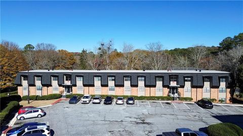 375 Winding River Dr Atlanta GA 30350