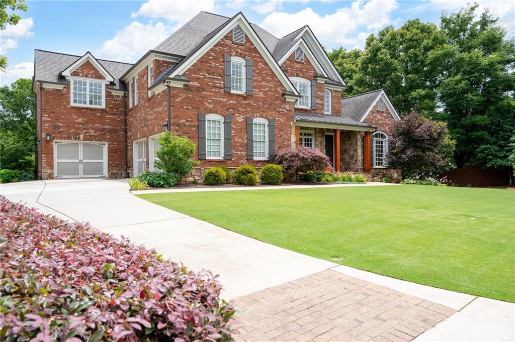 2260 Falkirk Pointe Drive