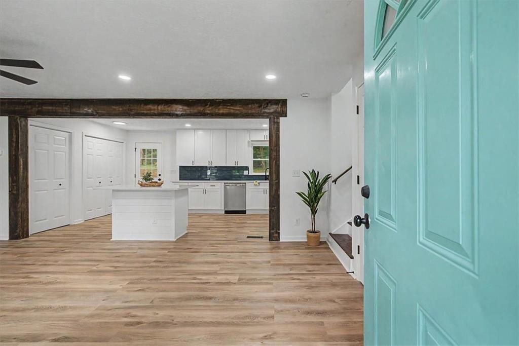 103 S Forty Pass W