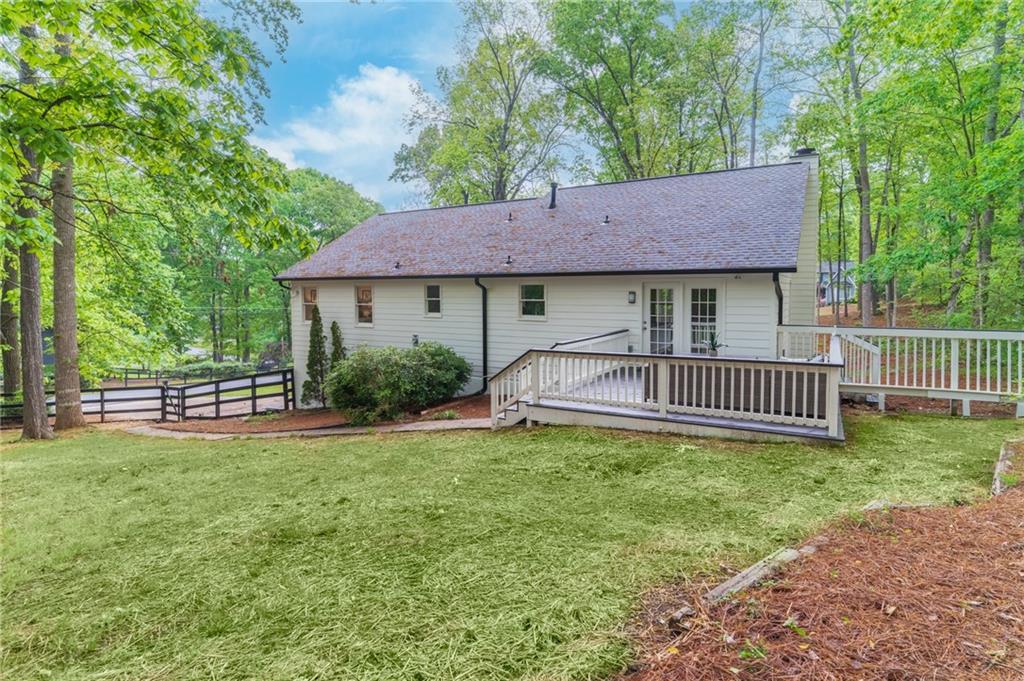 607 Hickory Creek Lane, Woodstock, Georgia image 9