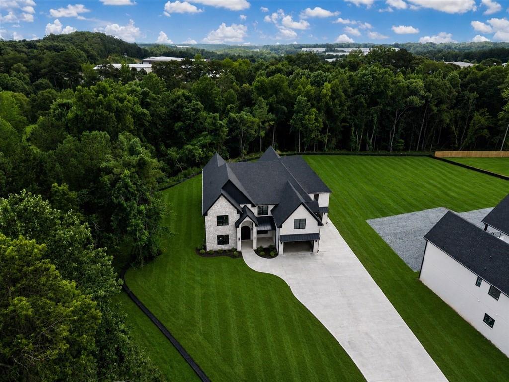 3275 Smithtown Road