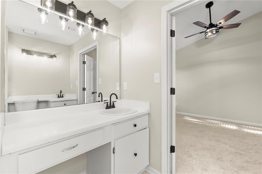 Overlook Green - Residential