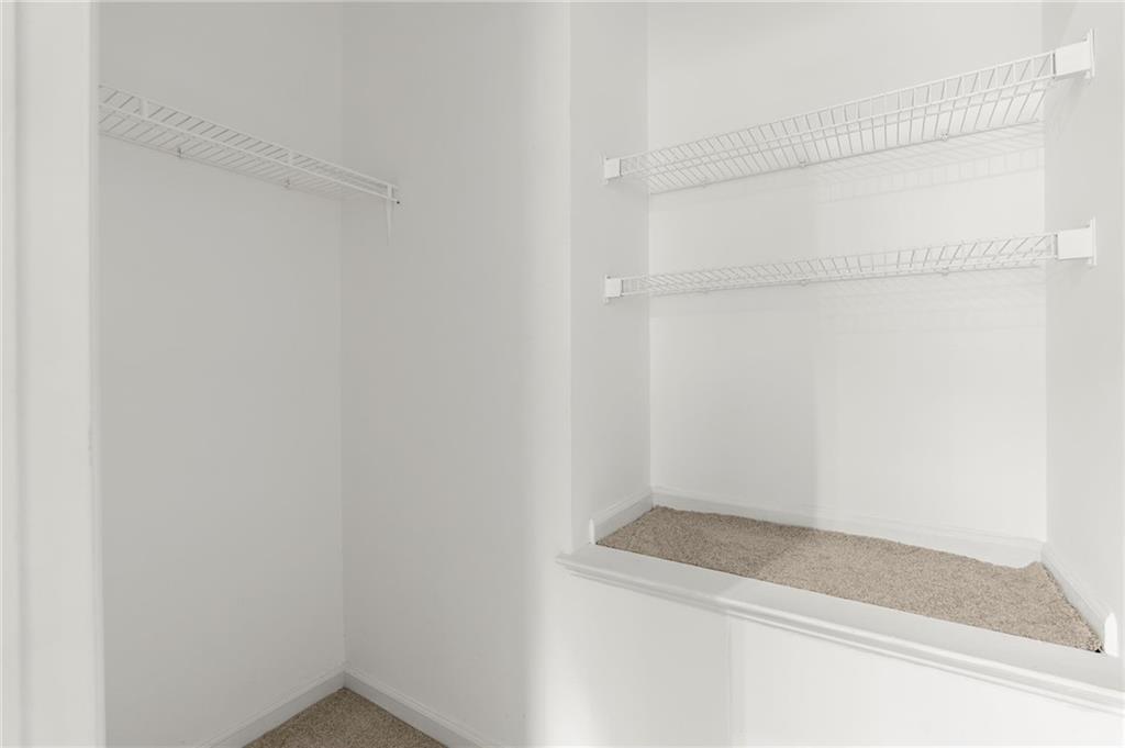 Overlook Green - Residential