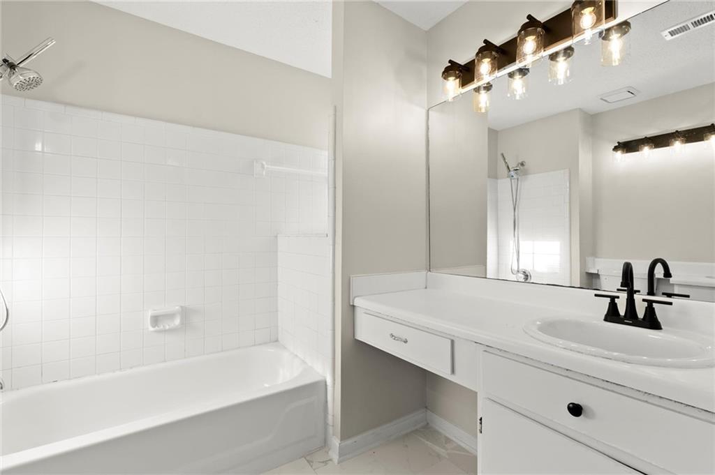 Overlook Green - Residential