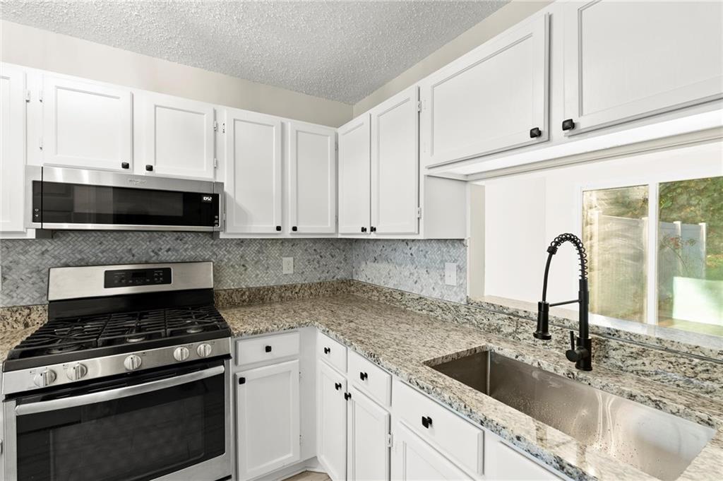 3284 Long Iron Place