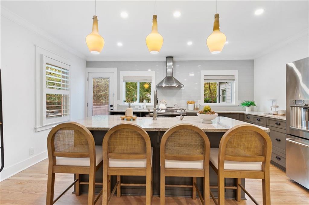 308 GREENWOOD Avenue