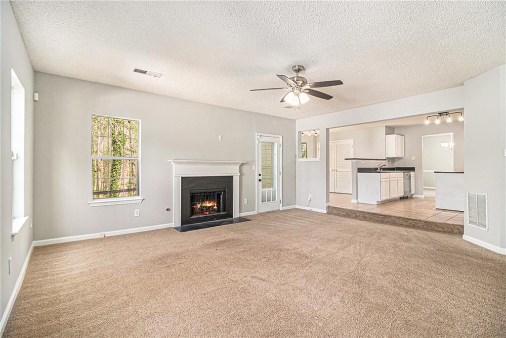 498 Pecan Wood Circle, Fairburn, Georgia image 5