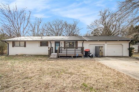 A home in Douglasville