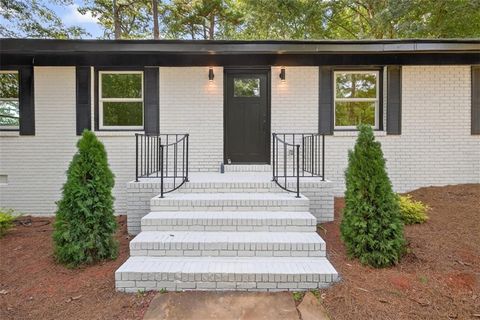 1094 B Whitfield Road Jefferson GA 30549