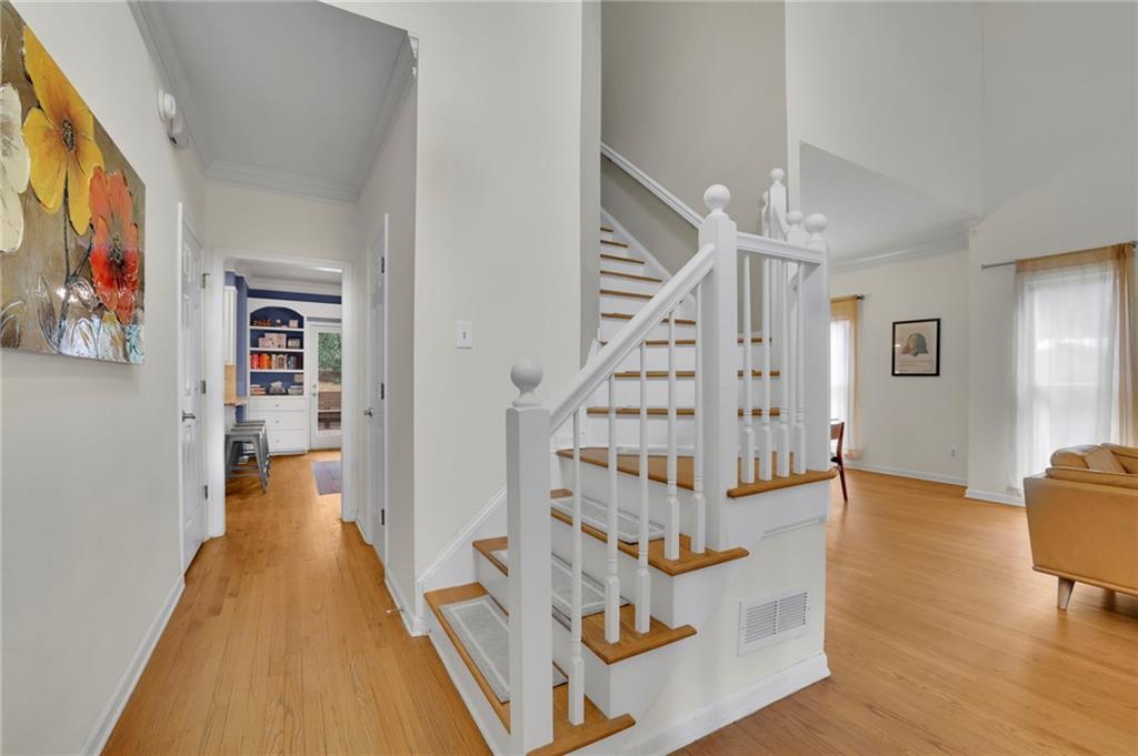 1543 Laurel Park Circle NE