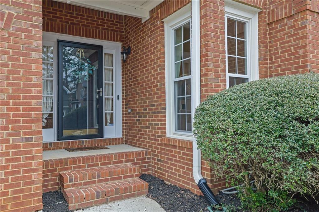 1543 Laurel Park Circle NE