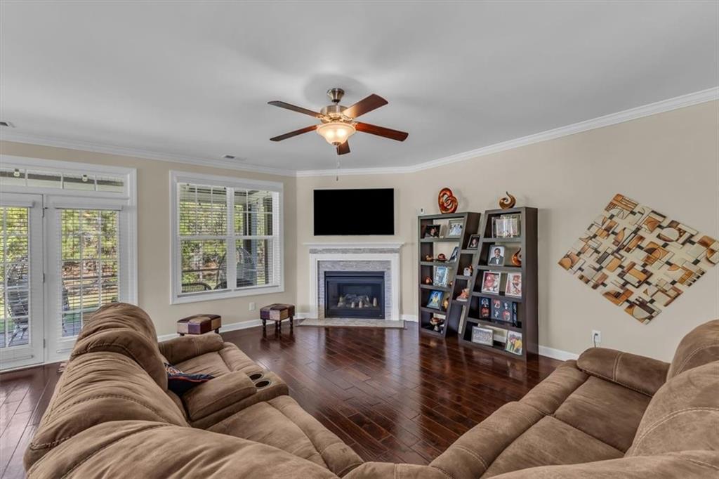 1043 Kingswood Drive, Richmond Hill, Georgia image 7