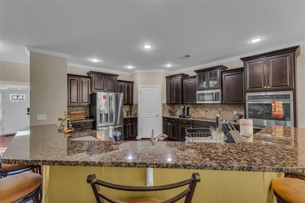 1043 Kingswood Drive, Richmond Hill, Georgia image 12