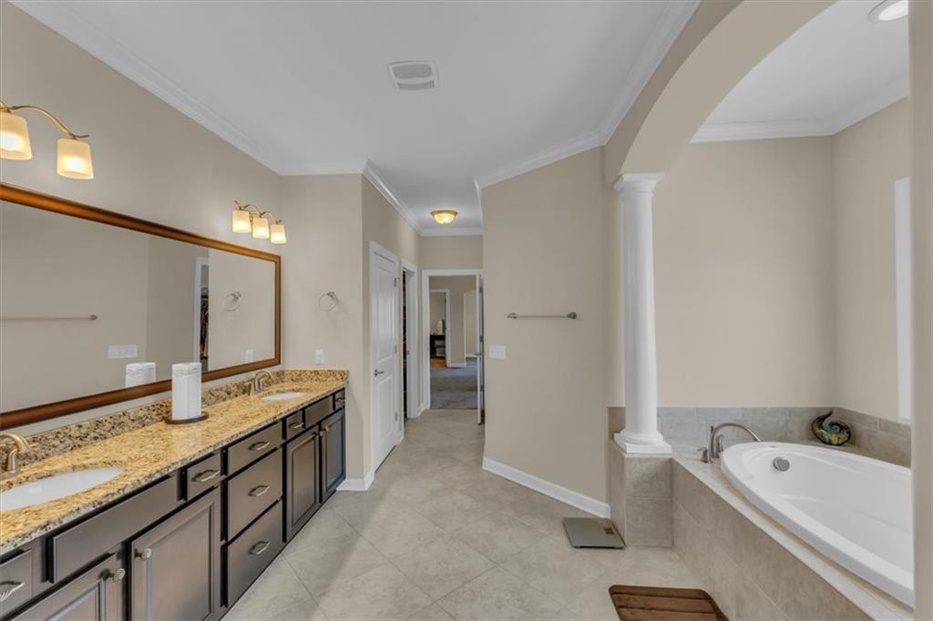 1043 Kingswood Drive, Richmond Hill, Georgia image 30