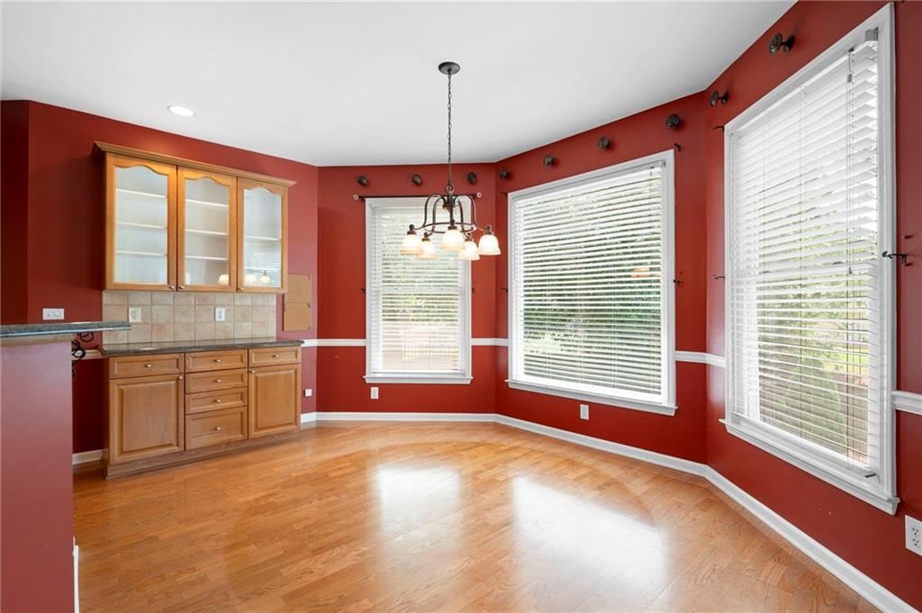 4955 Kingsbridge Court, Powder Springs, Georgia image 14