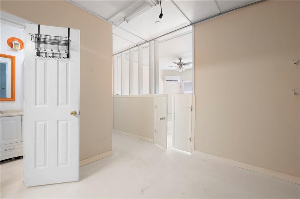 4955 Kingsbridge Court, Powder Springs, Georgia image 38