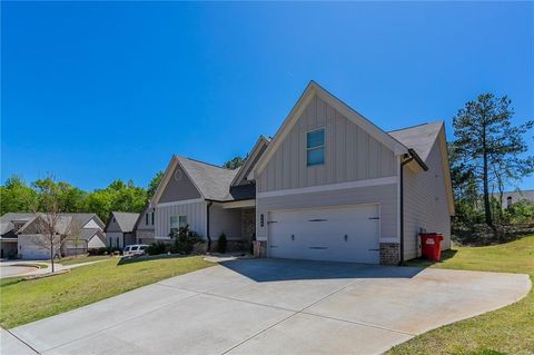 A home in Hoschton