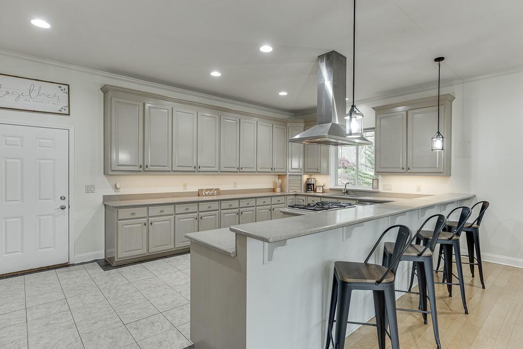 5995 Lanier Heights Circle, Buford, Georgia image 11