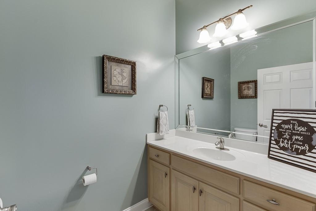 5995 Lanier Heights Circle, Buford, Georgia image 31