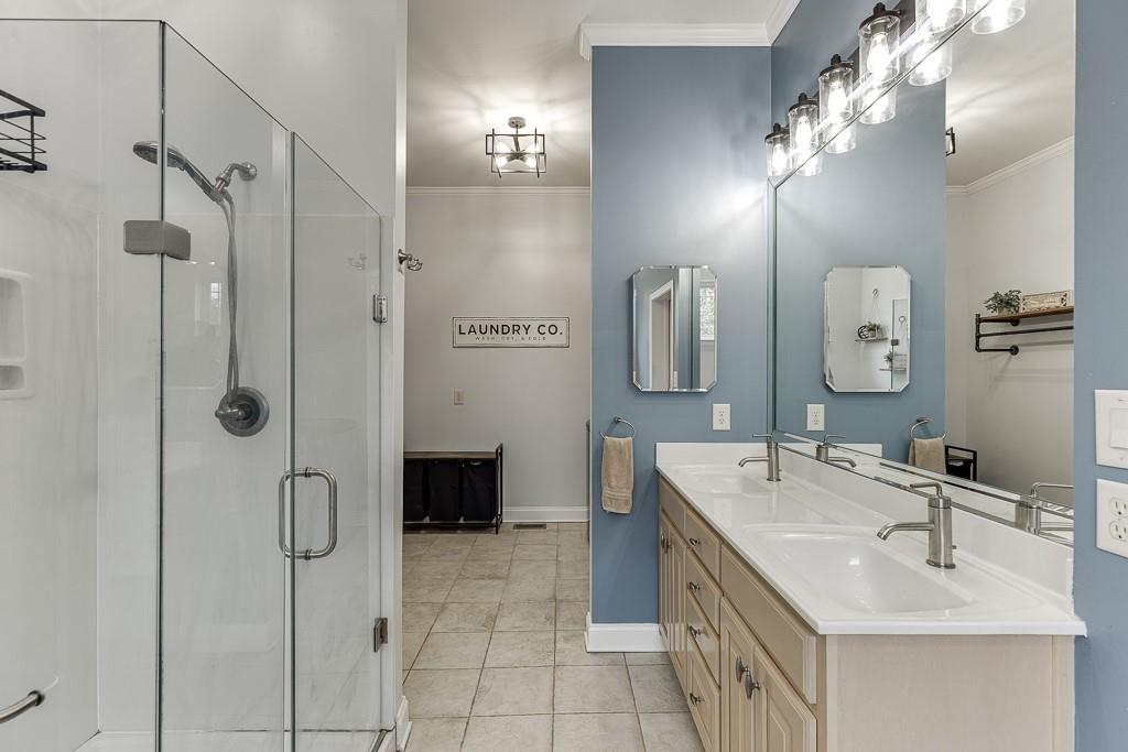5995 Lanier Heights Circle, Buford, Georgia image 23