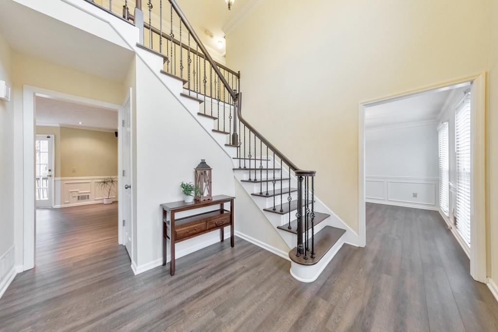 1873 Regents Park Court