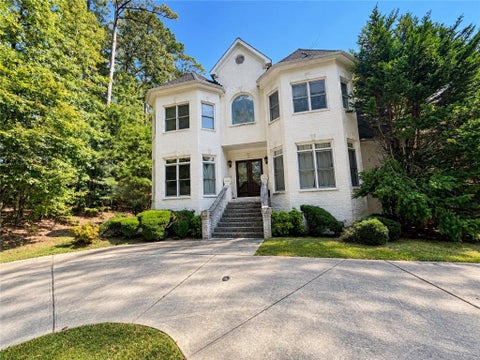 Homes For Sale - 3930 Demooney Road<br/> Atlanta, GA 30349
