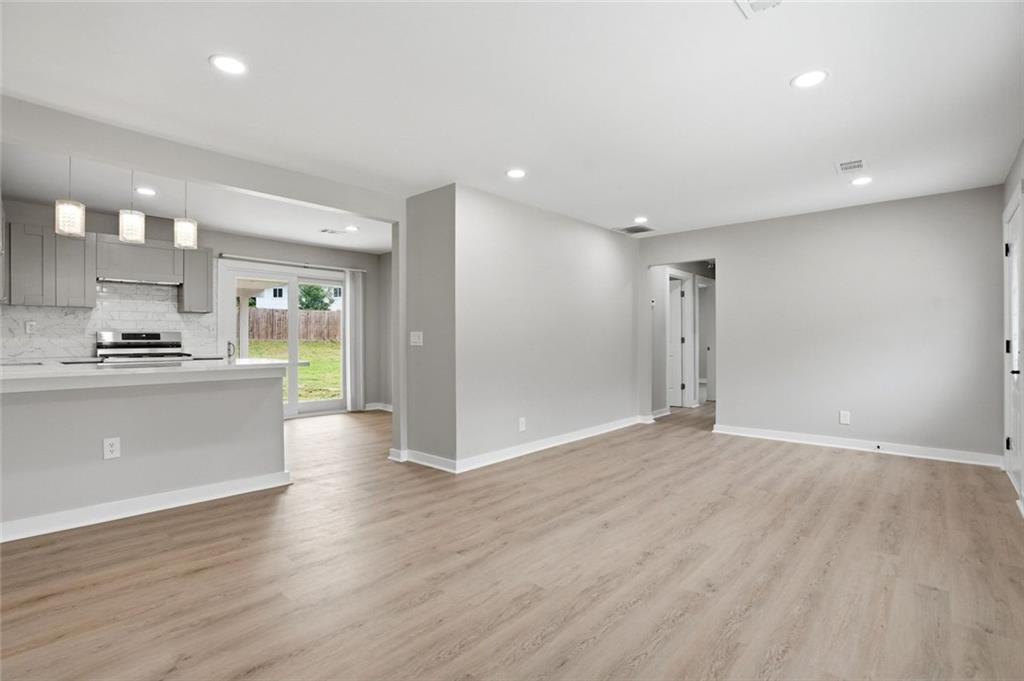 3177 Woodlynne Way