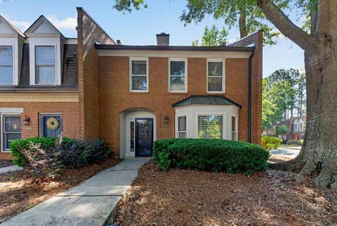 Townhouse For Sale - 4182 Fernsberry Court<br/> Duluth, GA 30096