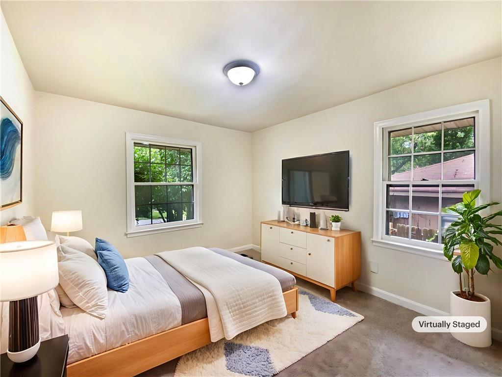 828 Pinevalley Drive