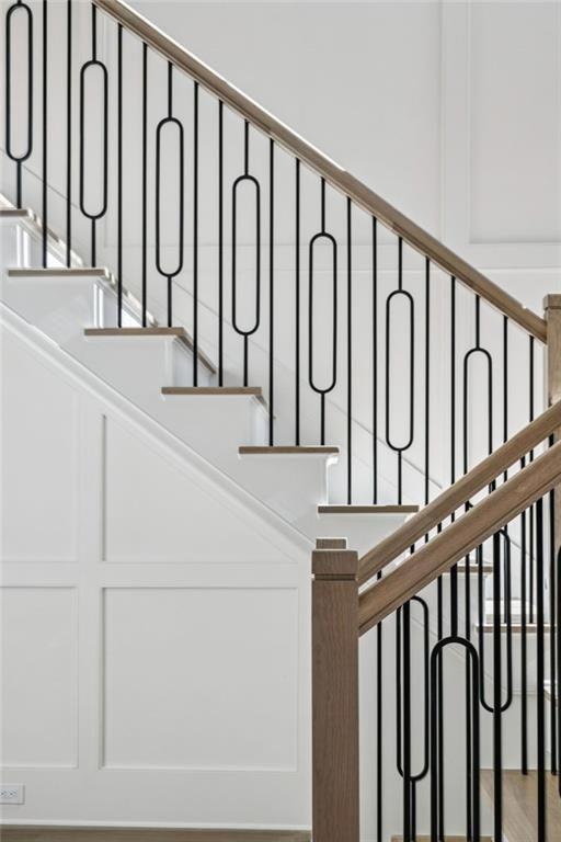 2854 N Thompson Road NE