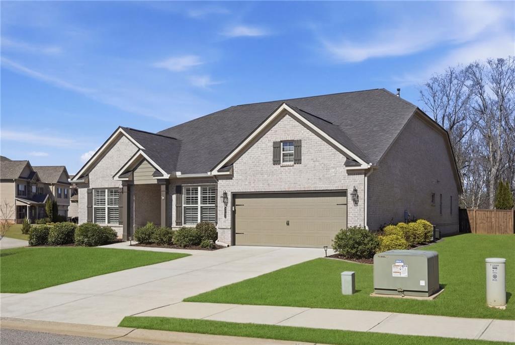 5040 Mirror Lake Drive