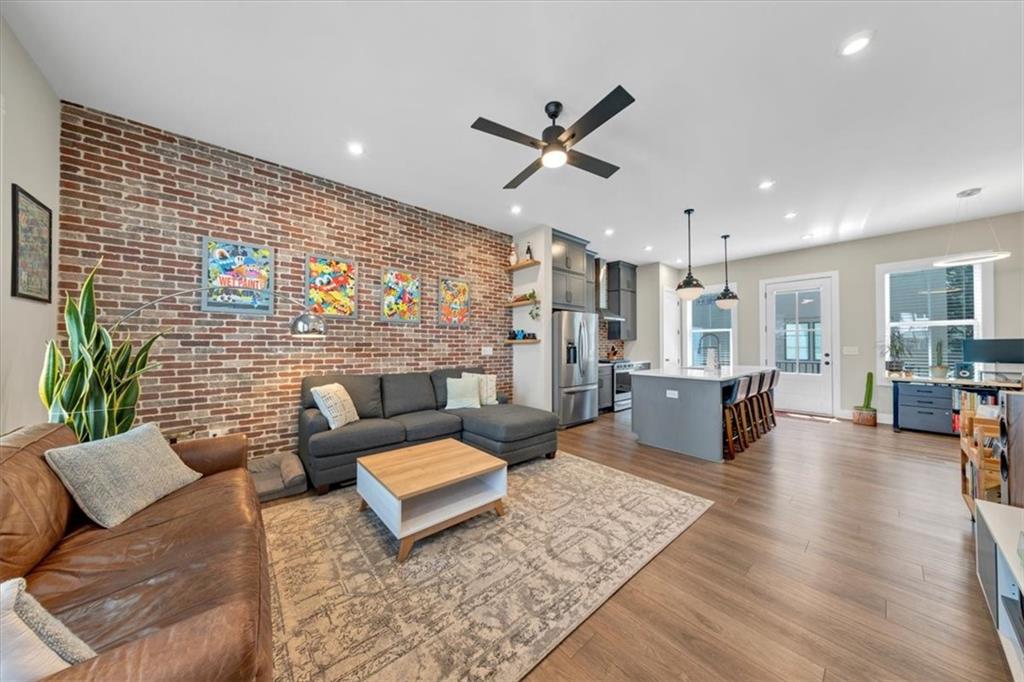 114 Beardon Circle SE