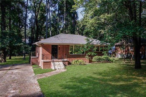 A home in Forest Park