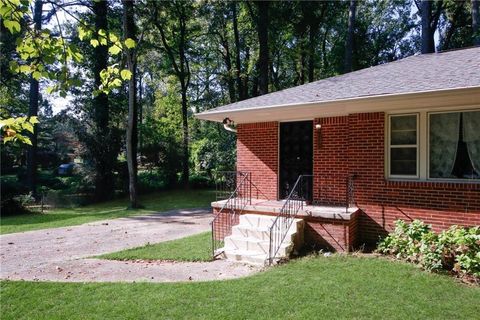 A home in Forest Park