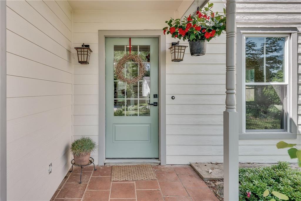 2802 Royal Bluff