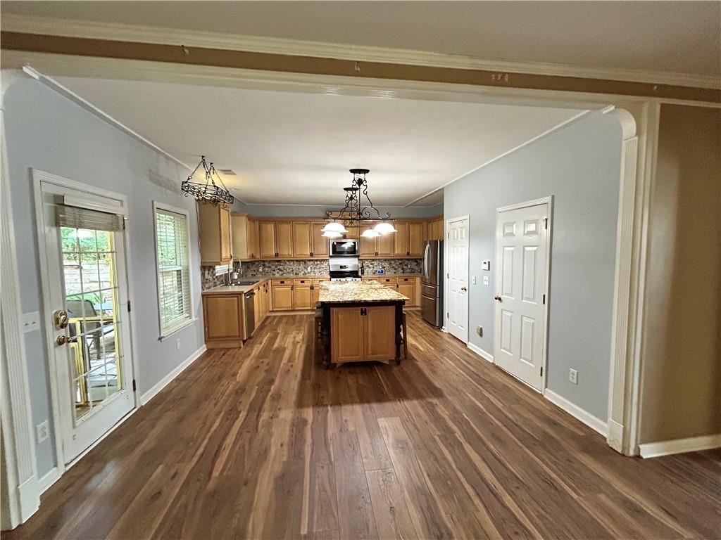 1038 ISLAND VIEW Court