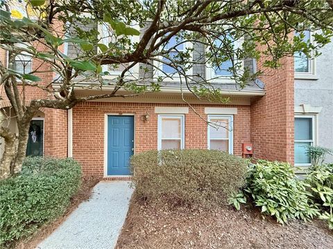 Homes For Sale - 3533 Mulberry Way<br/> Duluth, GA 30096