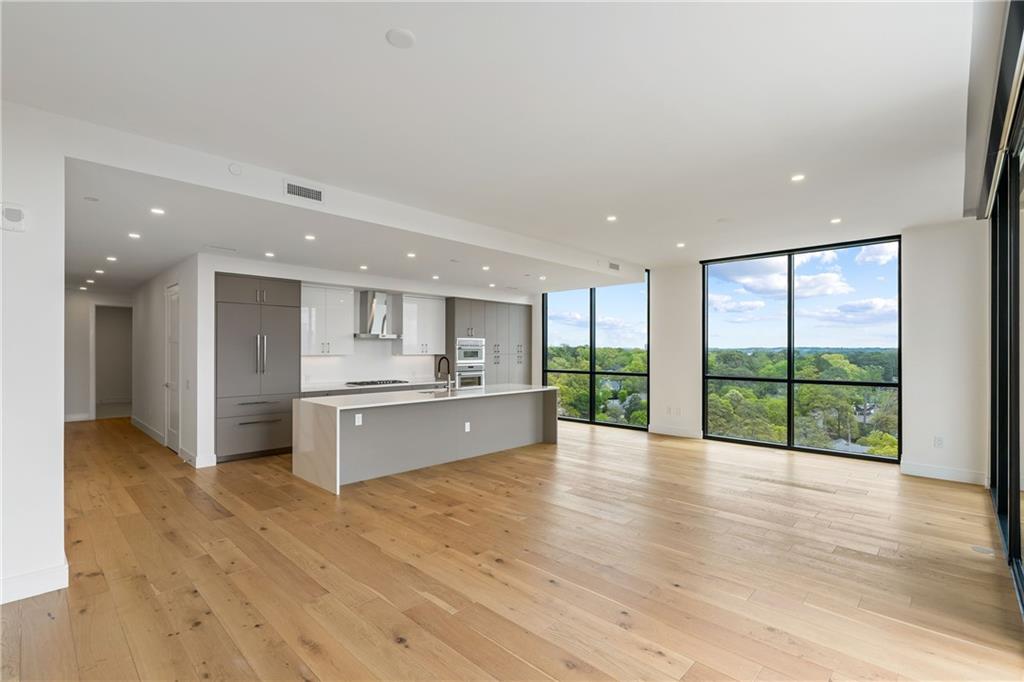 2425 Peachtree Road NE 1409