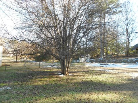 A home in Mcdonough