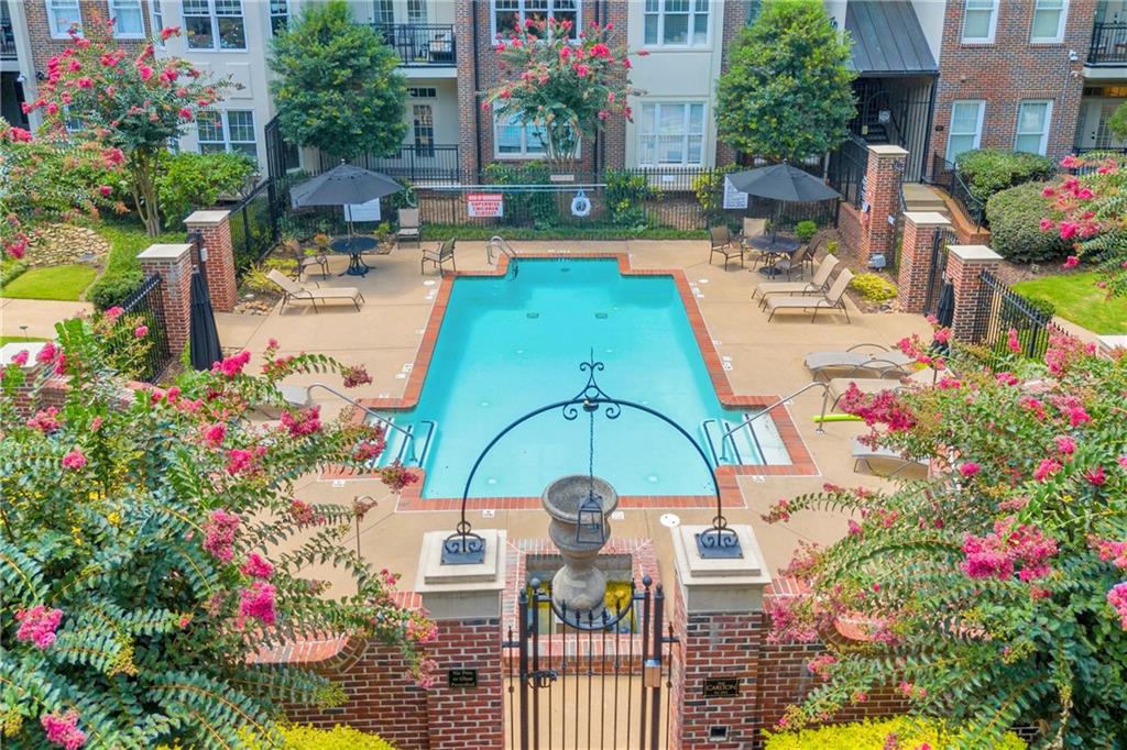 825 Highland Lane NE 1207