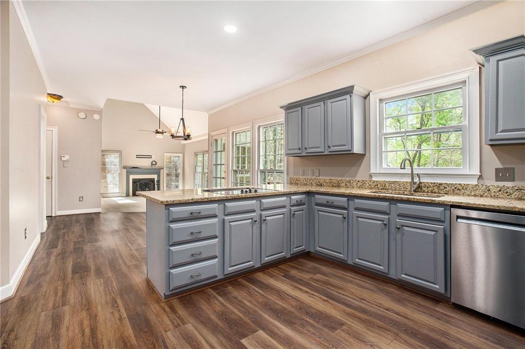 5145 Southlake Drive, Alpharetta, Georgia image 12