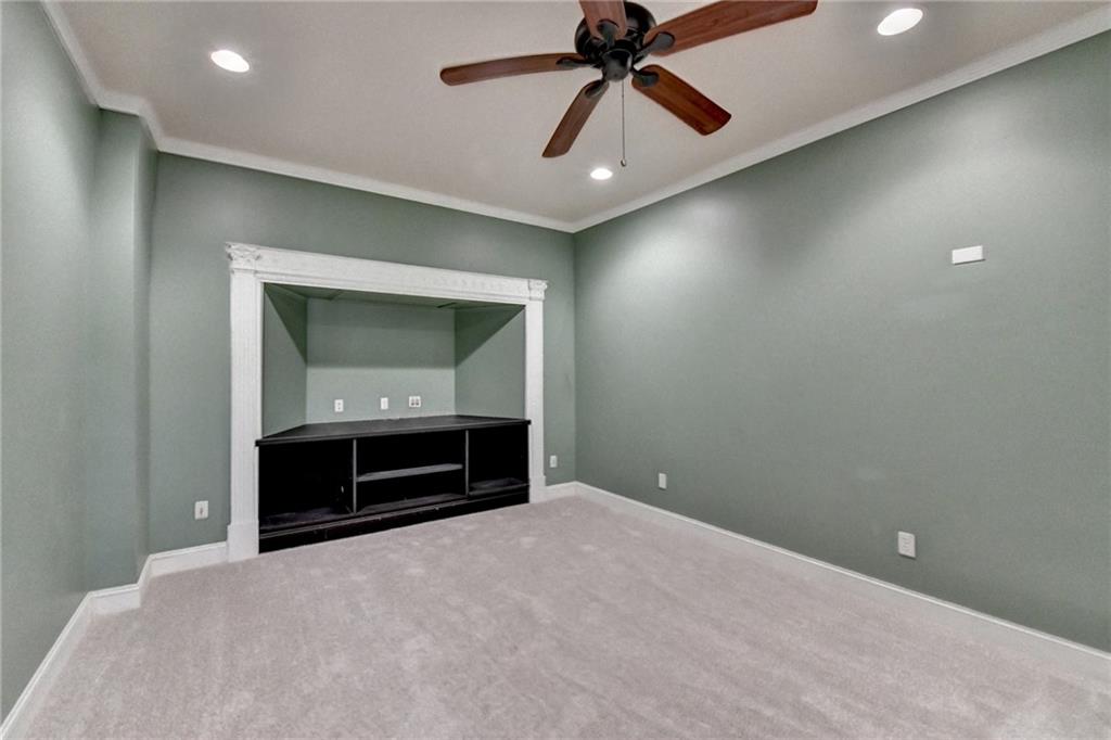 St.Charles Square - Residential